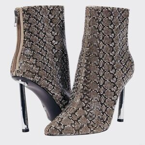Steve Madden Rhinestone Boots SZ 6.5